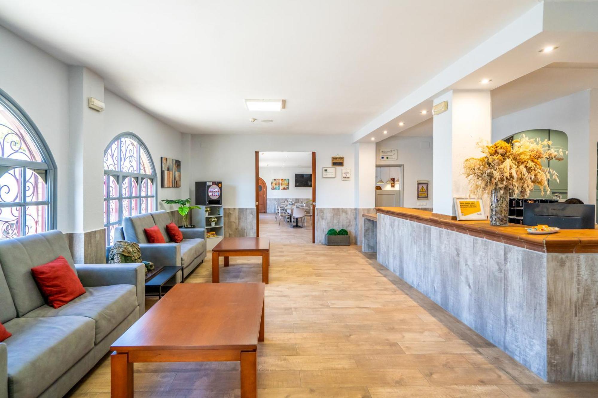 Apartamentos Puerta Del Sur Sevilla Dış mekan fotoğraf