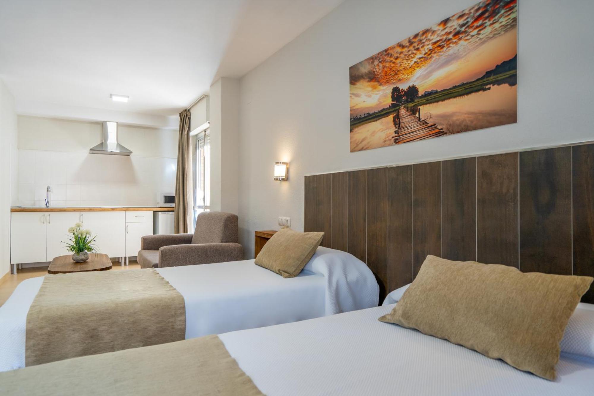 Apartamentos Puerta Del Sur Sevilla Dış mekan fotoğraf