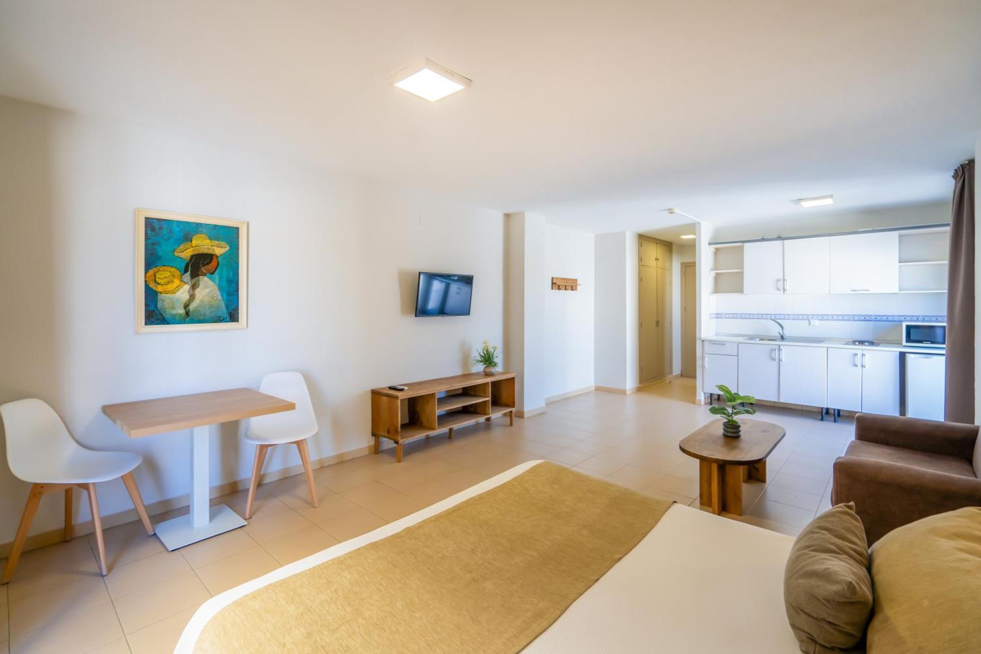 Apartamentos Puerta Del Sur Sevilla Dış mekan fotoğraf