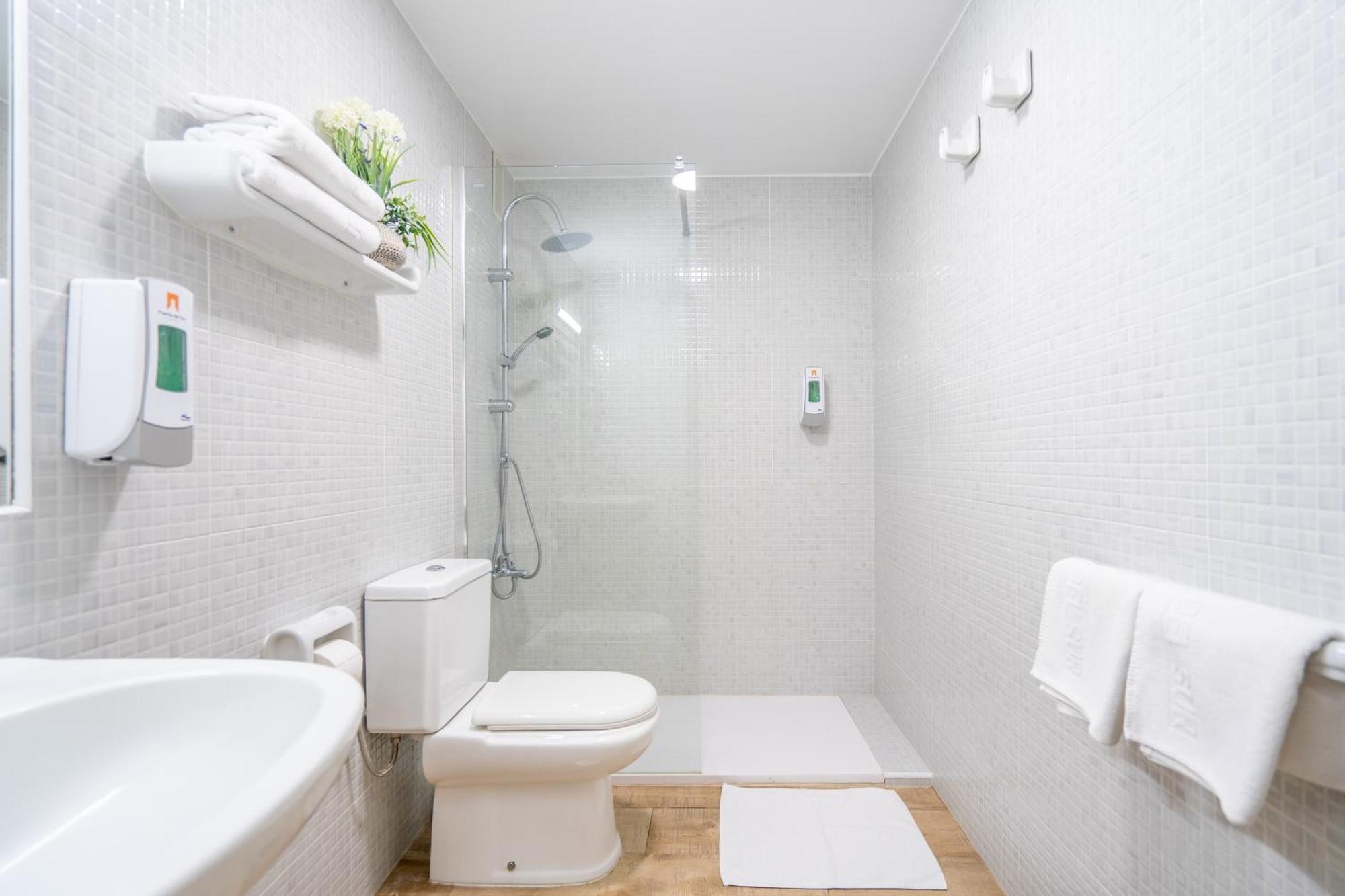 Apartamentos Puerta Del Sur Sevilla Dış mekan fotoğraf