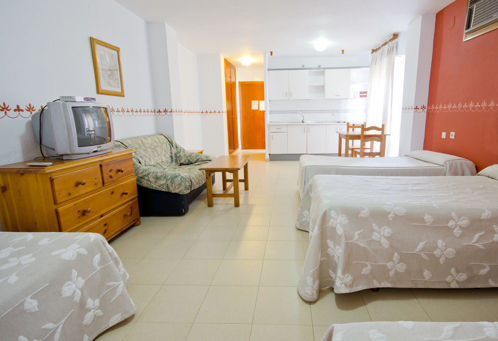 Apartamentos Puerta Del Sur Sevilla Dış mekan fotoğraf